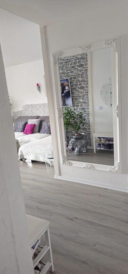 Schöne kernsanierte 3-Zimmerwohnung mit traumhaftem Weitblick – Bild 4