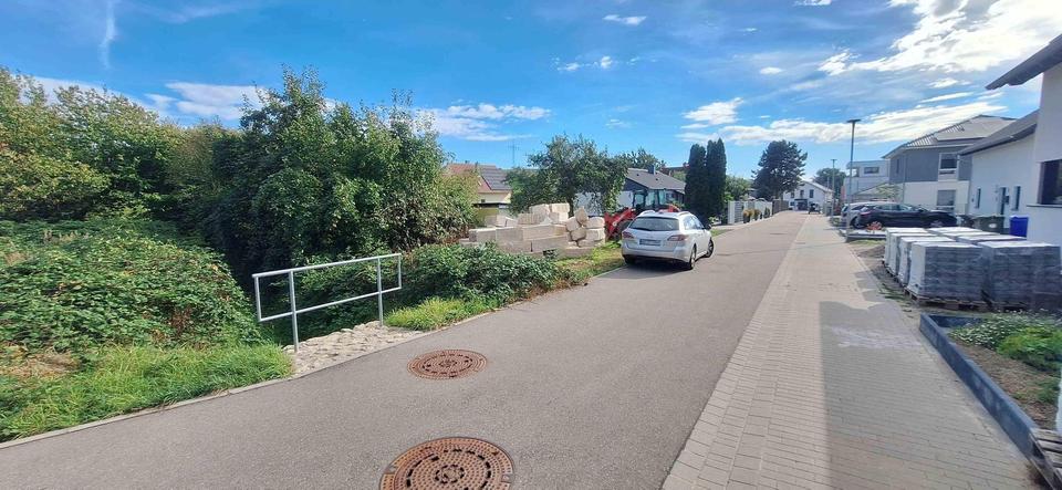 Baugrundstück in ruhiger Lage und sehr nahe den Feldern – Bild 11