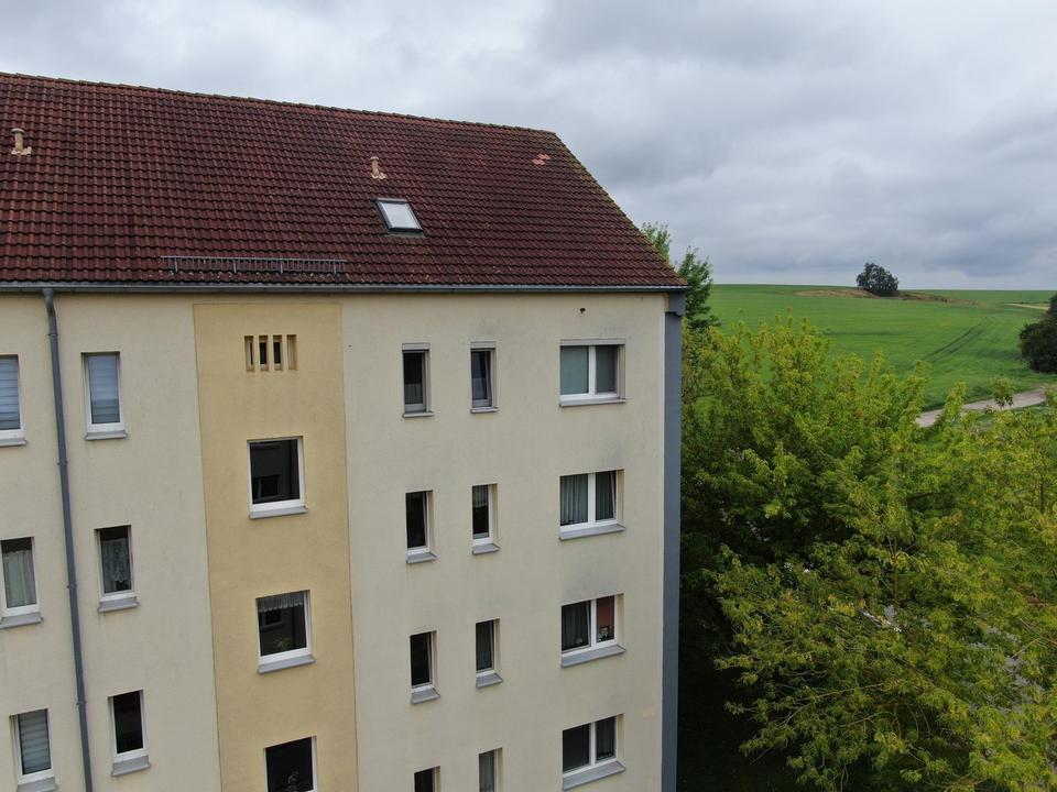 7 WE, ein Aufgang, 408qm Wfl, Plattenbau aus 1989 in idyllischer Lage – Bild 7