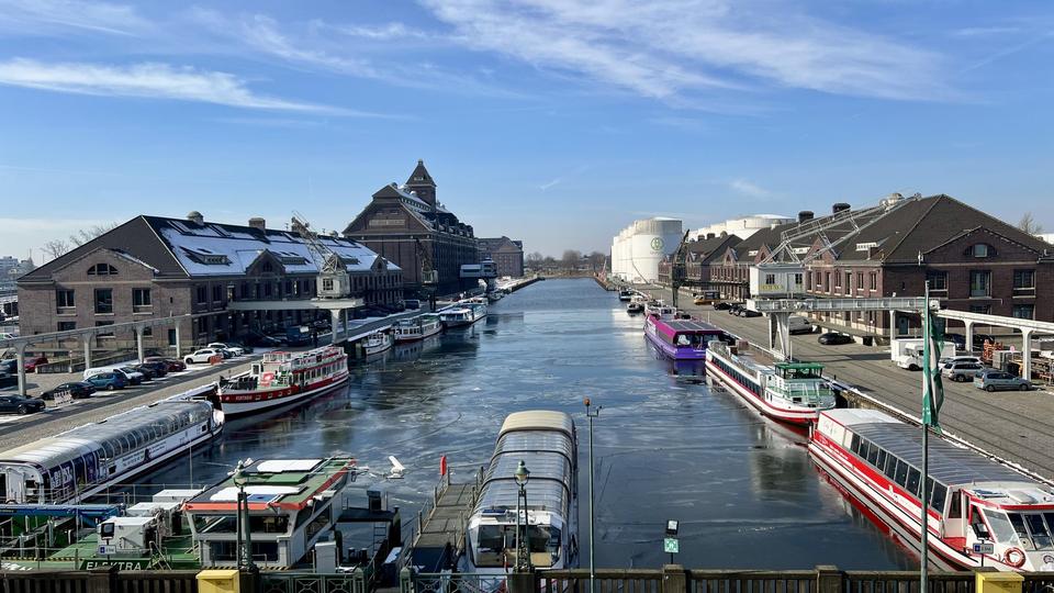 Büroräume mit historischem Charme am Westhafen Berlin – Bild 8