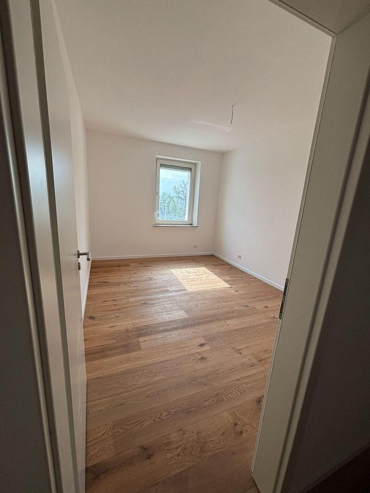 Modern sanierte 3-Zimmer-Wohnung – Erstbezug mit Einbauküche – Bild 12