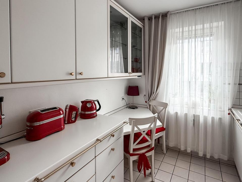 Attraktive 3,5-Zimmer-Maisonette-Wohnung in Düsseldorf-Grafenberg mit eigener Terrasse – Bild 17