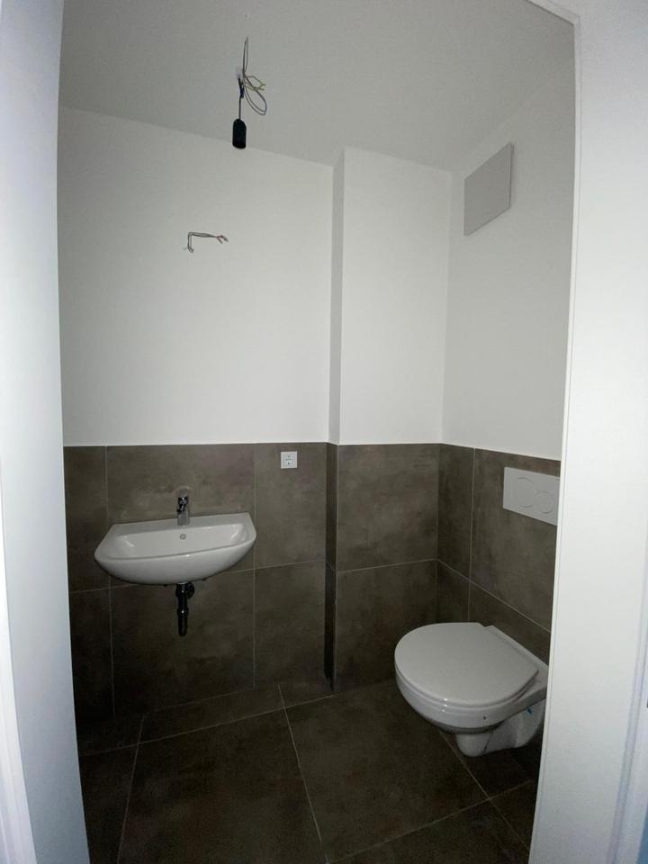 Großzügiges Penthouse mit XXL Dachterrasse & Einbauküche – Bild 11