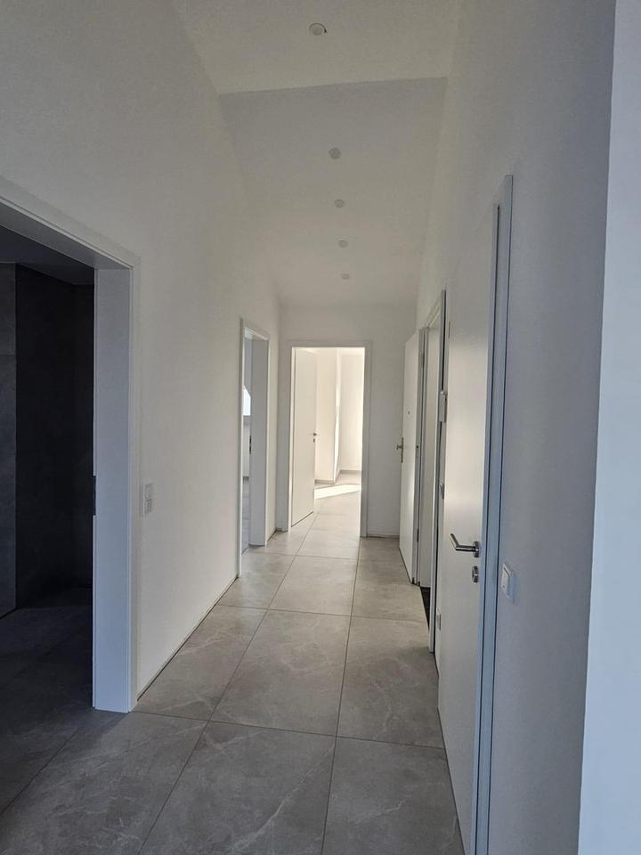 ** Exklusive 3-Zimmer- Dachgeschosswohnung im Herzen von Waldbröl !** – Bild 10