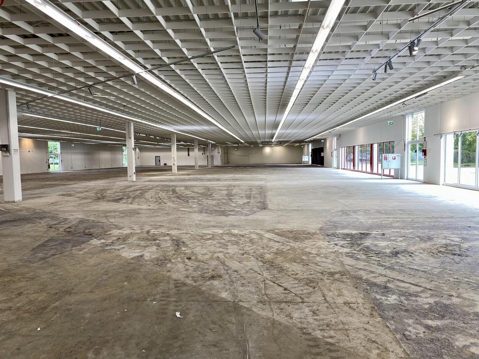 Attraktive 3.200 m² Einzelhandelsfläche im Fachmarktzentrum – Top-Lage gegenüber Toom Baumarkt – Bild 34