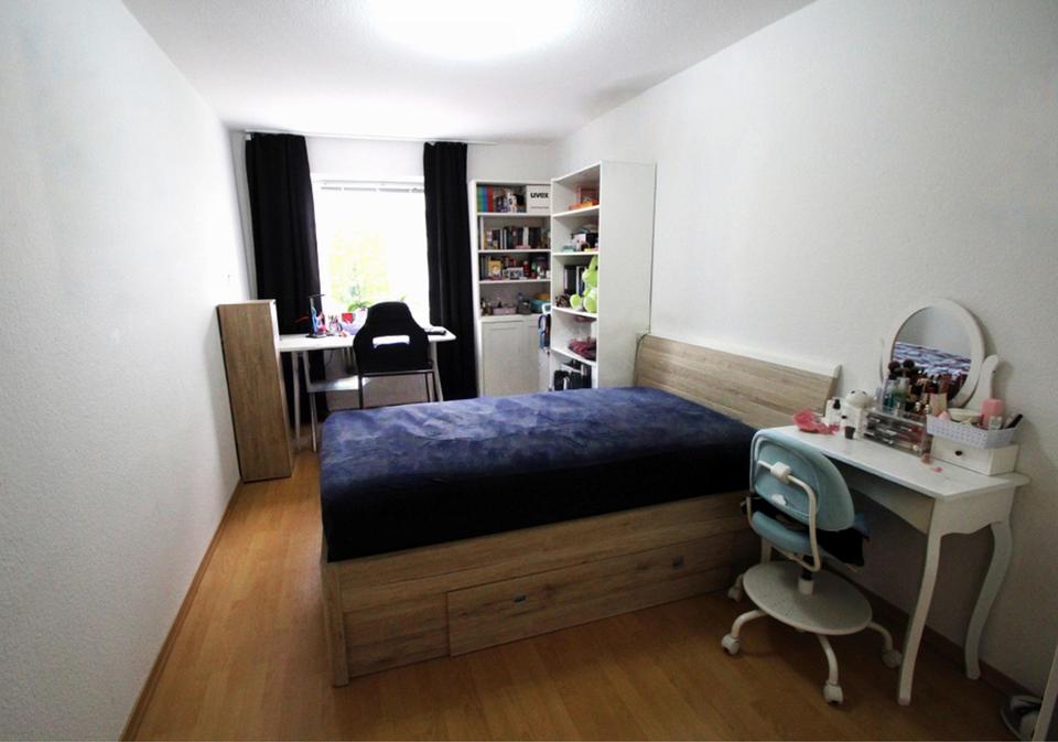 Von Privat: schöne, helle 3 Zimmer-Wohnung, 86 m² für Eigennutzer oder Kapitalanleger – Bild 3