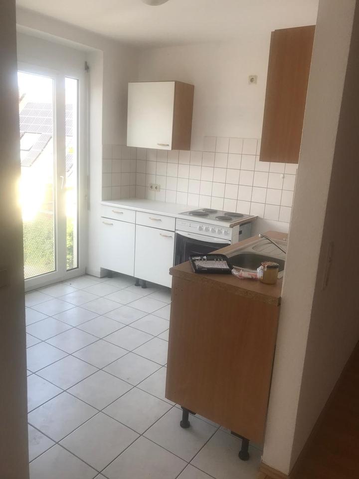 !! RESERVIERT !! Barrierefreie, leerstehende 2,5 Zimmerwohnung mit Balkon und TG – Bild 4