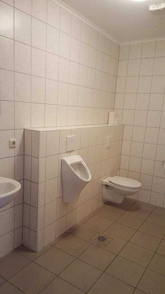 2000 m² Vega Halle in Sangerhausen, eingefriedet mit Stellplätzen – Bild 6