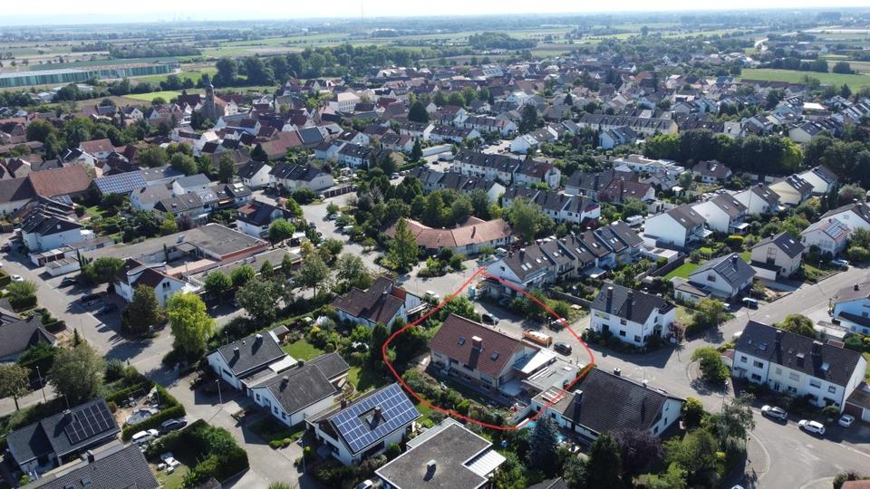 Saniertes Anwesen für bis zu 5 Parteien