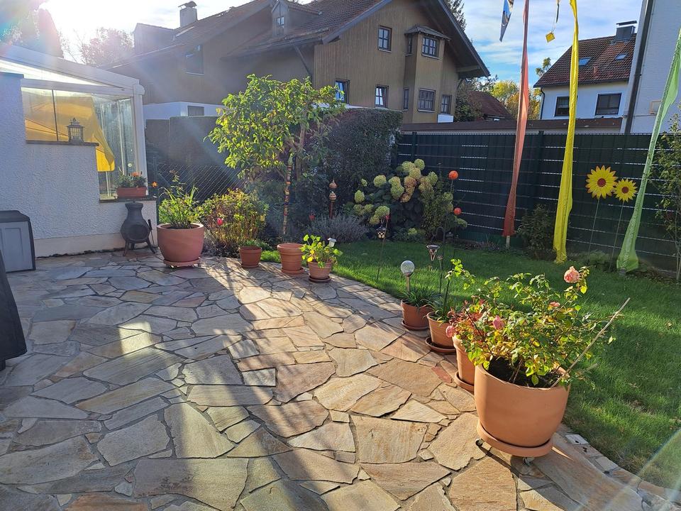 Provisionsfrei ! - familienfreundliche Doppelhaushälfte mit gepflegtem Südgarten – Bild 3