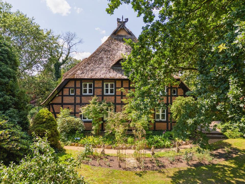 Pferdegestüt und exkl. Anwesen 70 km südöstl. von Hamburg - optional bis 30 ha Zukauf möglich – Bild 11