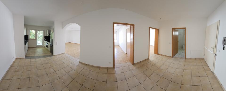 Balkon, EBK & Parkplatz zentral – Bild 6