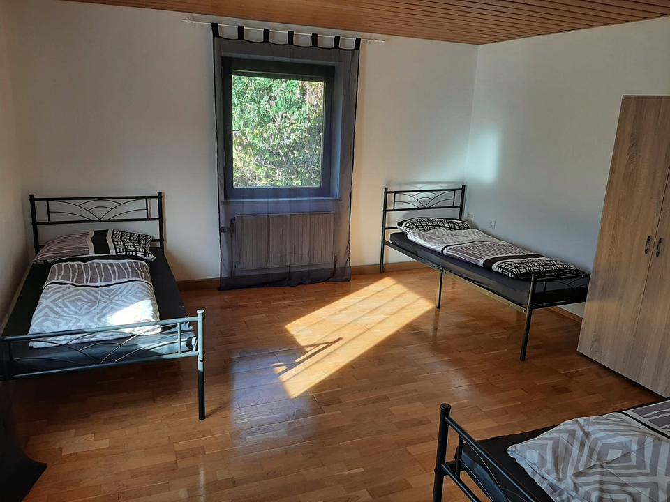 Voll möblierte Monteurzimmer zum Vermieten