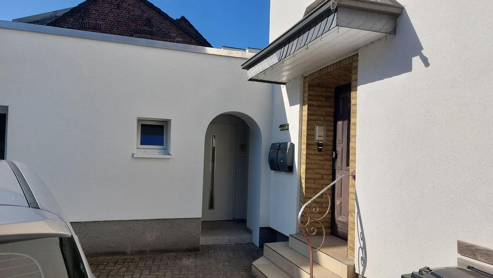 Zweifamilienhaus mit 2 Wohnungen PV-Anlage Wärmepumpe – Bild 3