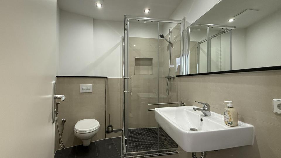 Provisionsfrei Autowerkstatt/ Büro/ Bistroküche/ Baujahr 2020 – Bild 9