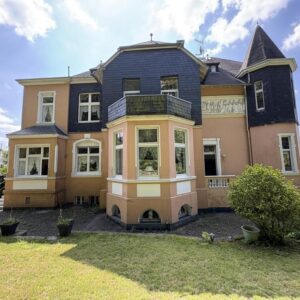 Jugendstilvilla mit Charme und viel Potenzial zum Wohnen und Arbeiten, provisionsfrei.