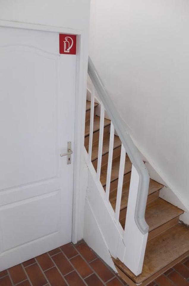 Schöne Maisonettewohnung = Haus im Haus / gewerblich geeignet als Mitarbeiter-Unterkunft – Bild 2