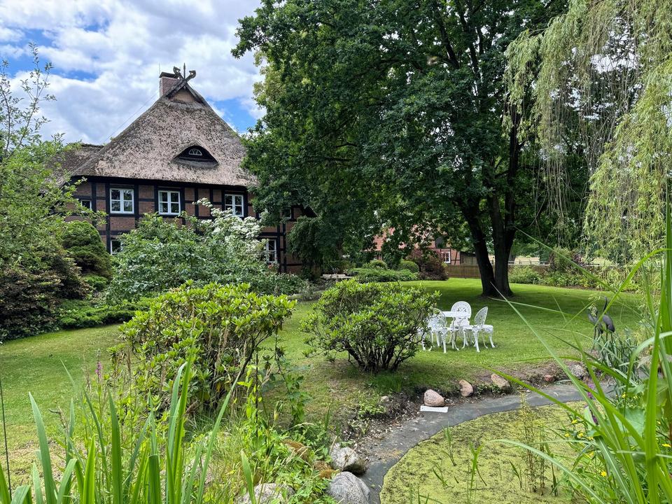 Pferdegestüt und exkl. Anwesen 70 km südöstl. von Hamburg - optional bis 30 ha Zukauf möglich – Bild 12