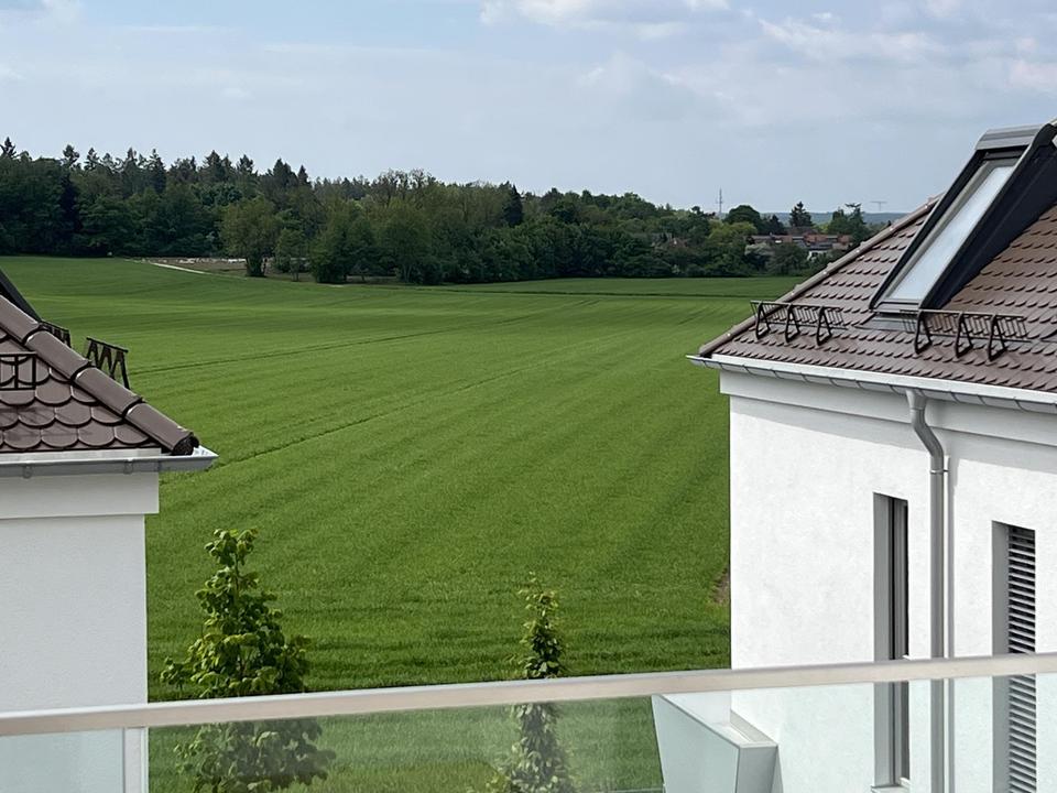 2 1/2 Zimmer Maisonette mit niedrigen Nebenkosten und 2 Dachterrassen – Bild 3