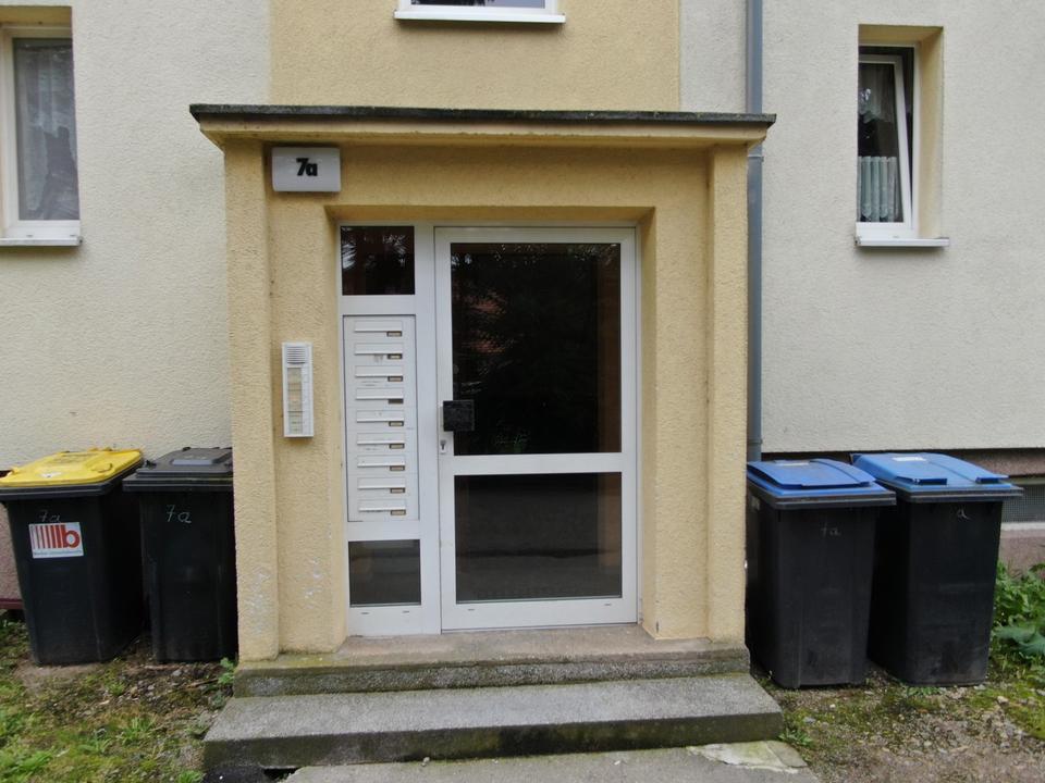 7 WE, ein Aufgang, 408qm Wfl, Plattenbau aus 1989 in idyllischer Lage – Bild 9