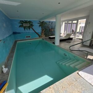 Dreifamilienhaus Bj 2020, Angebot EG Wohnung mit Indoorpool und Garten in Bad Mergentheim