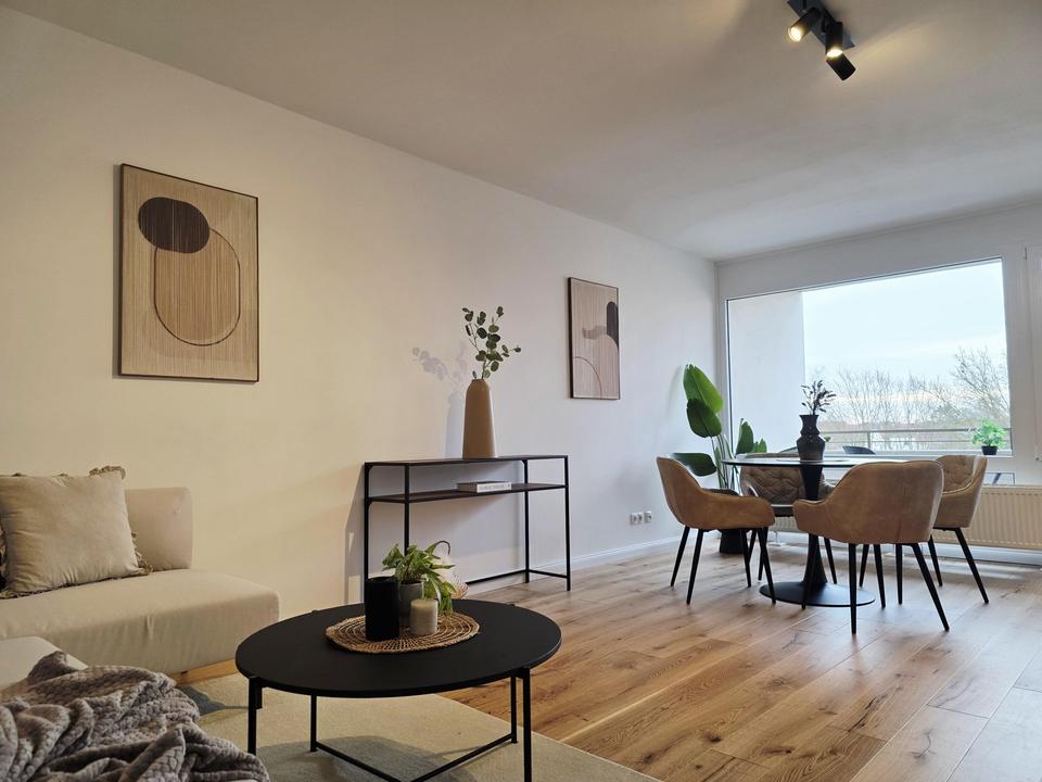 Sofort einziehen: Stilvoll sanierte Eigentumswohnung mit Sonnenbalkon im schönen Findorff – Bild 2