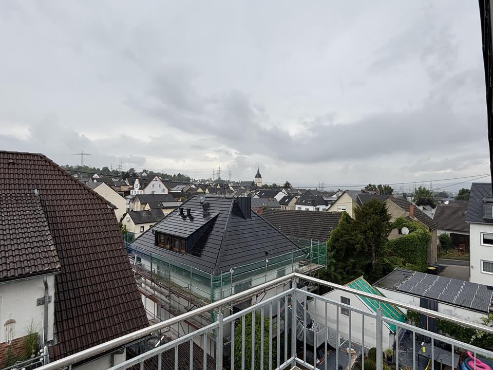 3-Zimmer Dachgeschoss Wohnung in energieeffizientem KFW55 Haus – Bild 5