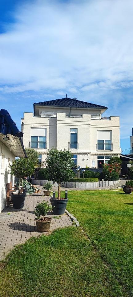 Villa/Haus in weiß/blau* Exklusiv*1.Reihe*400qm** – Bild 29