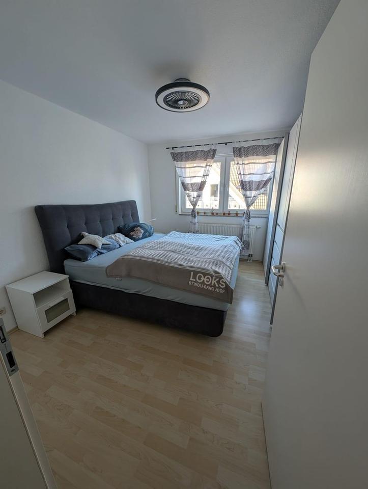 Schöne, lichtdurchflutete 4-Zimmerwohnung mit Balkon und Tiefgaragenstellplatz in Wolkersdorf – Bild 6