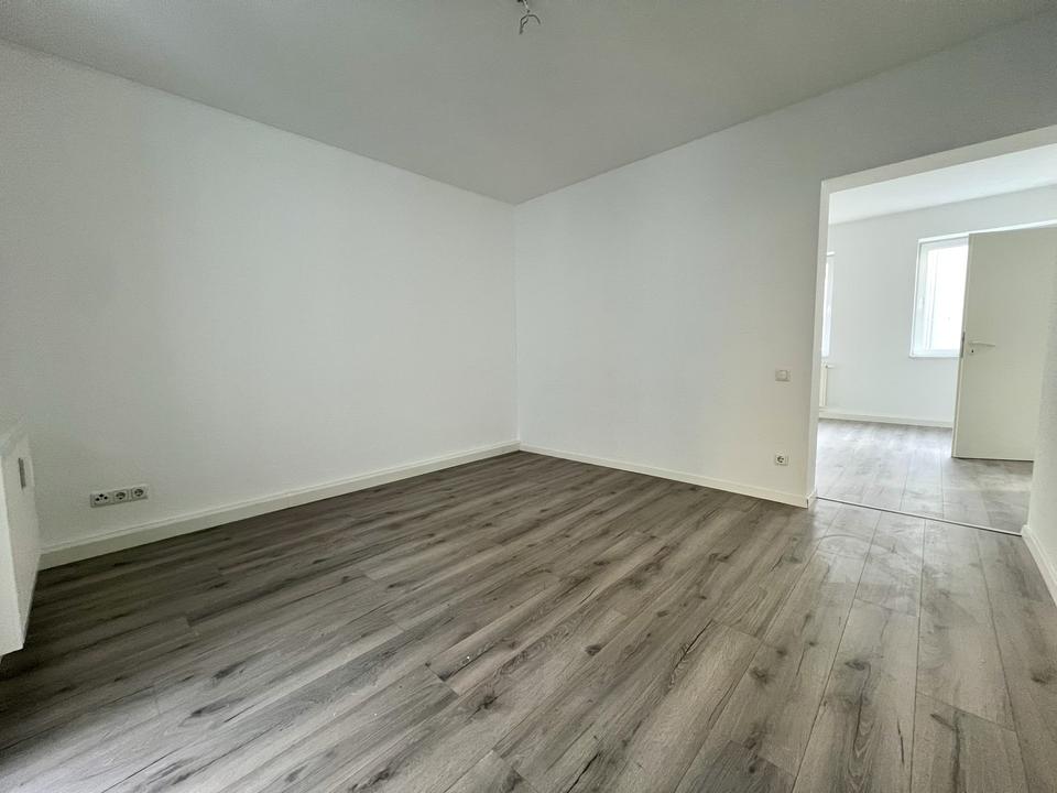 Barrierefreie Praxis-/Gewerbefläche mit 255 m², großer Terrasse, 3 Badezimmern – ab sofort! – Bild 4