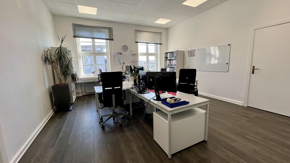 Büroräume mit historischem Charme am Westhafen Berlin – Bild 2