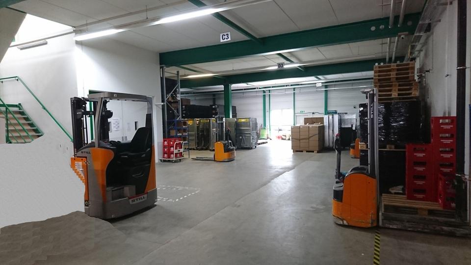 Moderne Lagerhalle, Bj.2004,2000m², 2- geschossig mit Aufzug, Rolltor und Schleuse für Be-Entladung – Bild 15