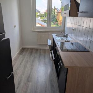 4-RMW mit Balkon, EBK, Parkplatz – 5 Minuten zum Amazon-Werk