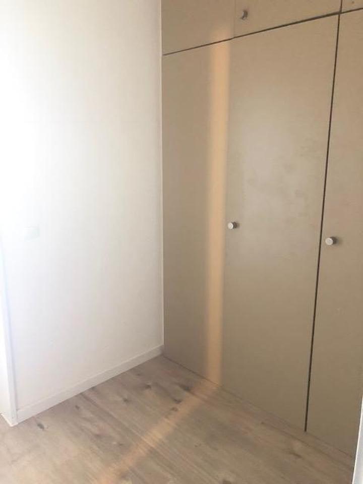 Stilvolle 1-Zimmer-Wohnung mit Einbauküche und Balkon in Unterbilk-Hafen – Bild 4