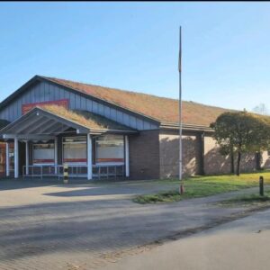 1.450m² Verkaufsfläche + Lagerfläche mit 6.350m² Grundstück 1A Lage zentral an B75 von Privat