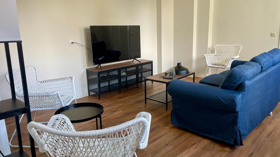 5-Zi-Wohnung für Familien, Zeitarbeiter, WG geeignet in Halle/Saale – Bild 2