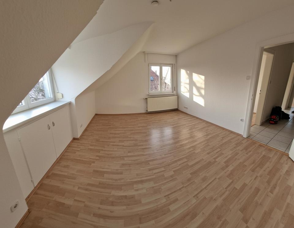 3-Zimmer-Dachgeschosswohnung mit Gartenanteil in Heilbronn Neckargartach – Bild 9