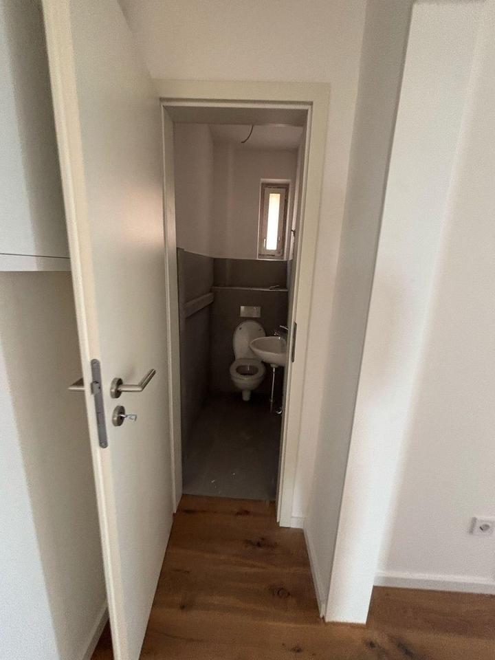 Modern sanierte 3-Zimmer-Wohnung – Erstbezug mit Einbauküche – Bild 8