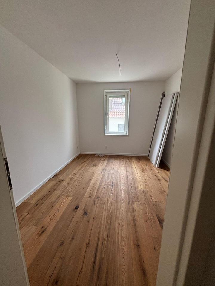 Modern sanierte 3-Zimmer-Wohnung – Erstbezug mit Einbauküche – Bild 4