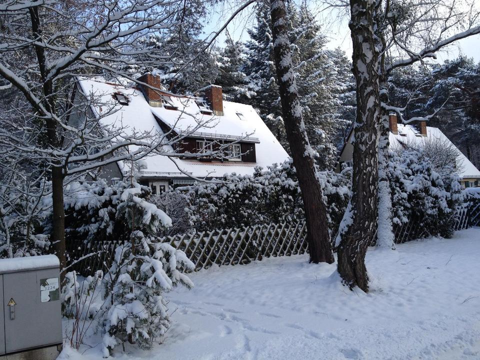 * Provisionsfrei * Gemütliche Doppelhaushälfte in der Waldsiedlung Krumme Lanke – Bild 2