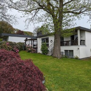 **Ihr neues Zuhause! - Einfamilienhaus mit Einliegerwohnung in ruhiger Lage**