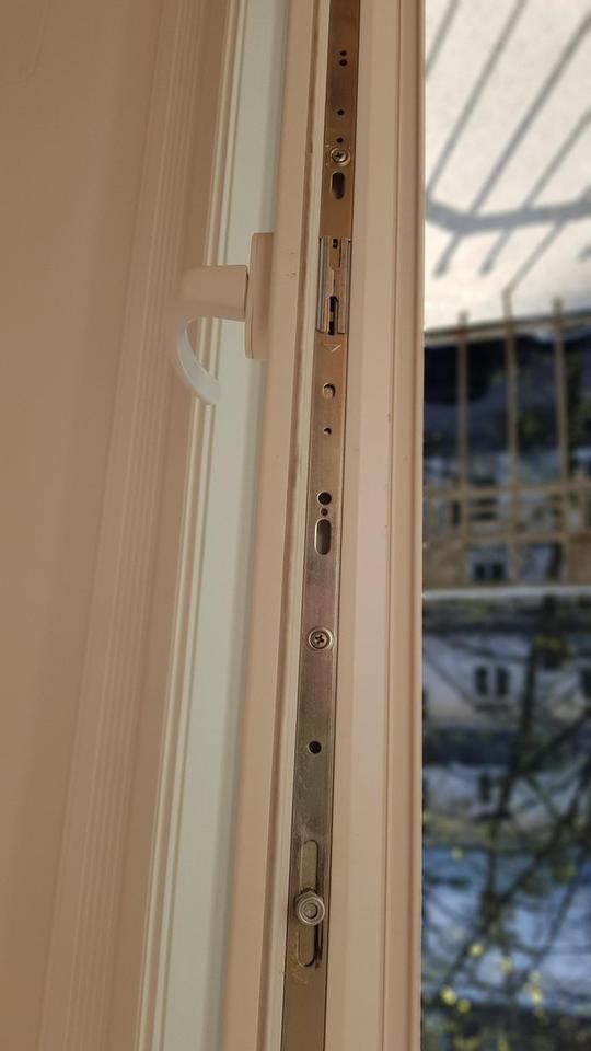 BARRIEREFR. Gewerbe, Gen. als Arzt-Praxis liegt, kernsaniert, 3fiso-Fenster Flächenheizung – Bild 15