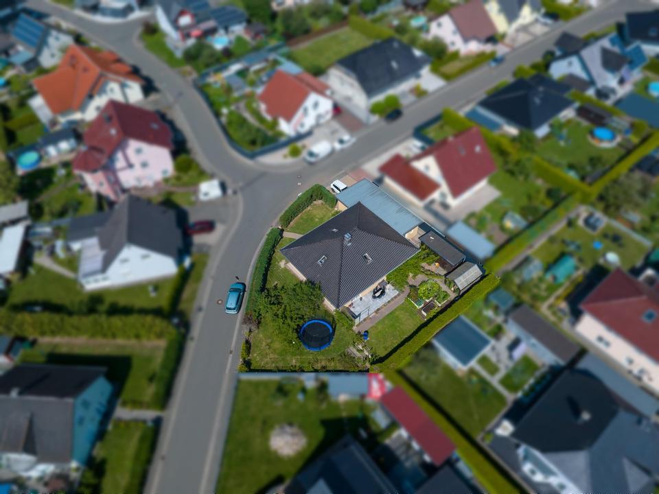 Charmanter Bungalow in ruhiger Lage - auf Anfrage auch zu Vermieten – Bild 3