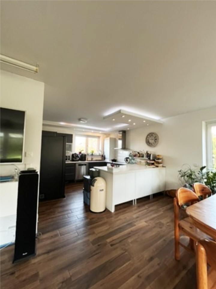 *PROVISIONSFREI* A+ Einfamilienhaus mit Solaranlage, Wärmepumpe und Wallbox – Bild 2