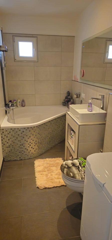 Schöne kernsanierte 3-Zimmerwohnung mit traumhaftem Weitblick – Bild 11