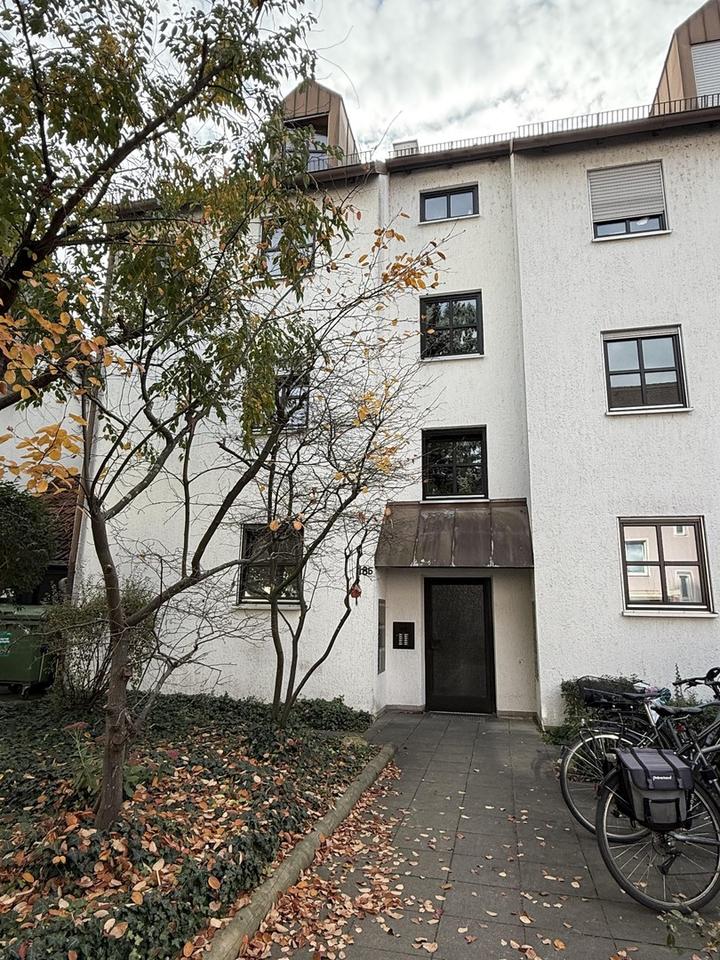 Charmante Dachgeschosswohnung in Augsburg – 50 m² – vermietet – ideale Kapitalanlage – Bild 6