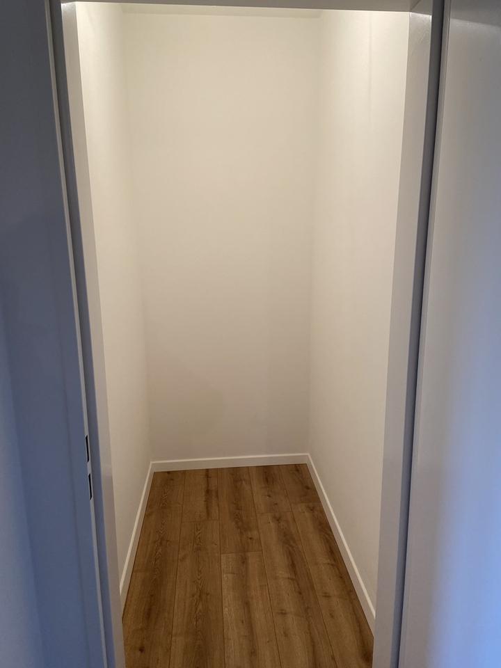 4er WG in einer 4 1/2 Zimmer Wohnung im 6. Stock – Bild 5