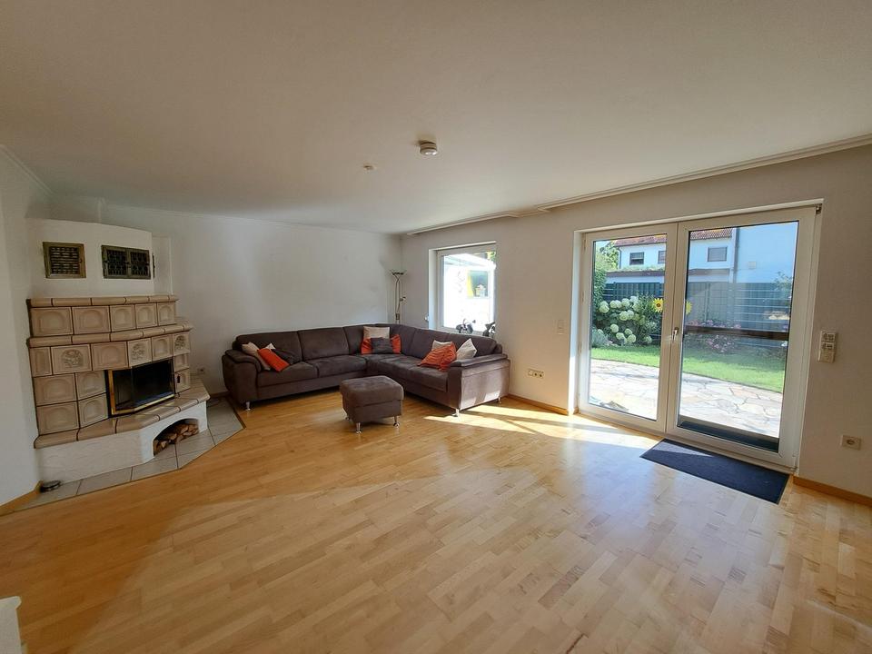 Provisionsfrei ! - familienfreundliche Doppelhaushälfte mit gepflegtem Südgarten – Bild 13