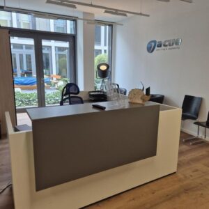 Sonnendurchflutete Panorama-Arbeitsplätze, Einzelbüros & Meetingräume – sofort bezugsfähig am OEZ