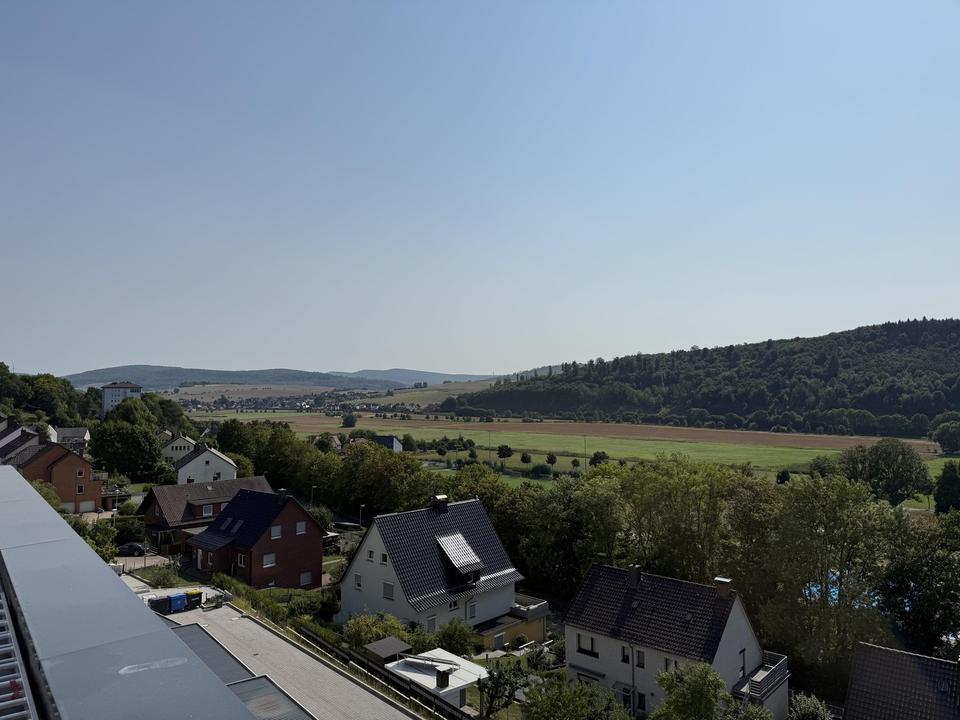 Top-Aussicht! 2-Zimmer-Wohnung, Erstbezug, 78 qm, Aufzug, Carport – Bild 7